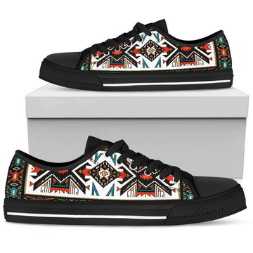 Tribal Pattern Colorful Native American Design Women's Low Top Canvas Shoes LT10