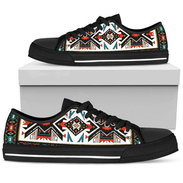 Tribal Pattern Colorful Native American Design Men's Low Top Canvas Shoes LT10