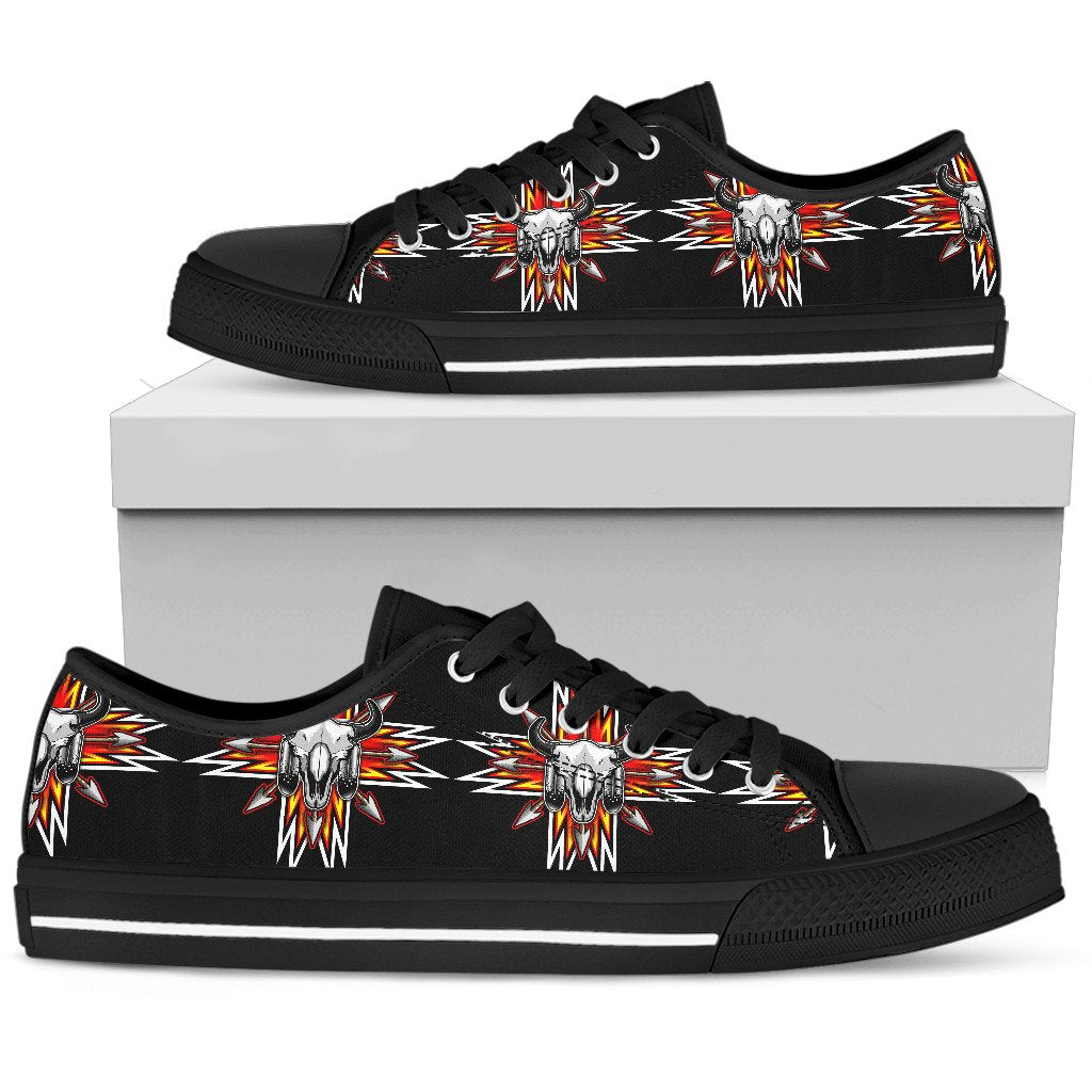 Bison Red Arrow Native American Design Low Top Canvas Shoes LT10