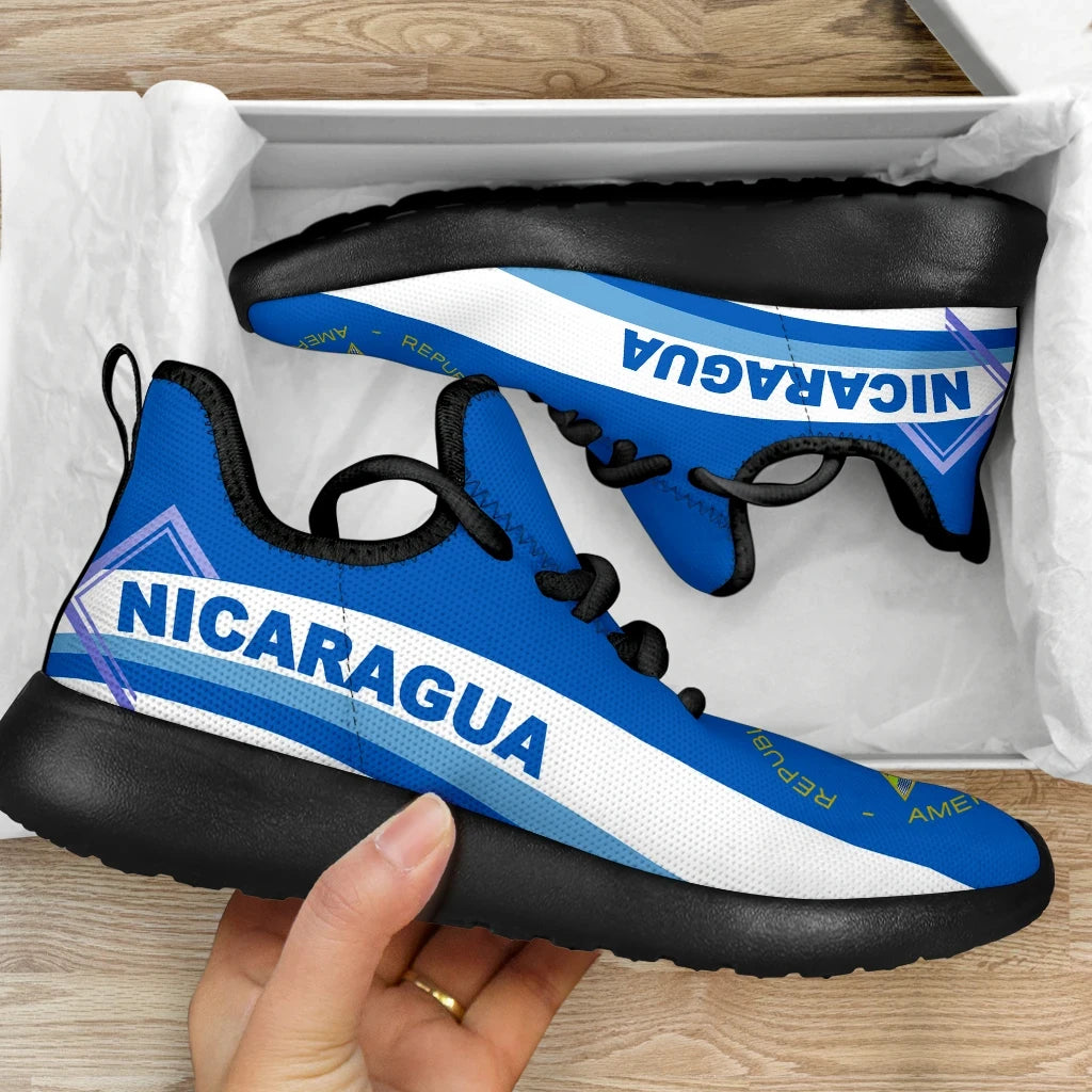 Nicaragua Coat Of Arms Mesh Knit Sneakers RLT8