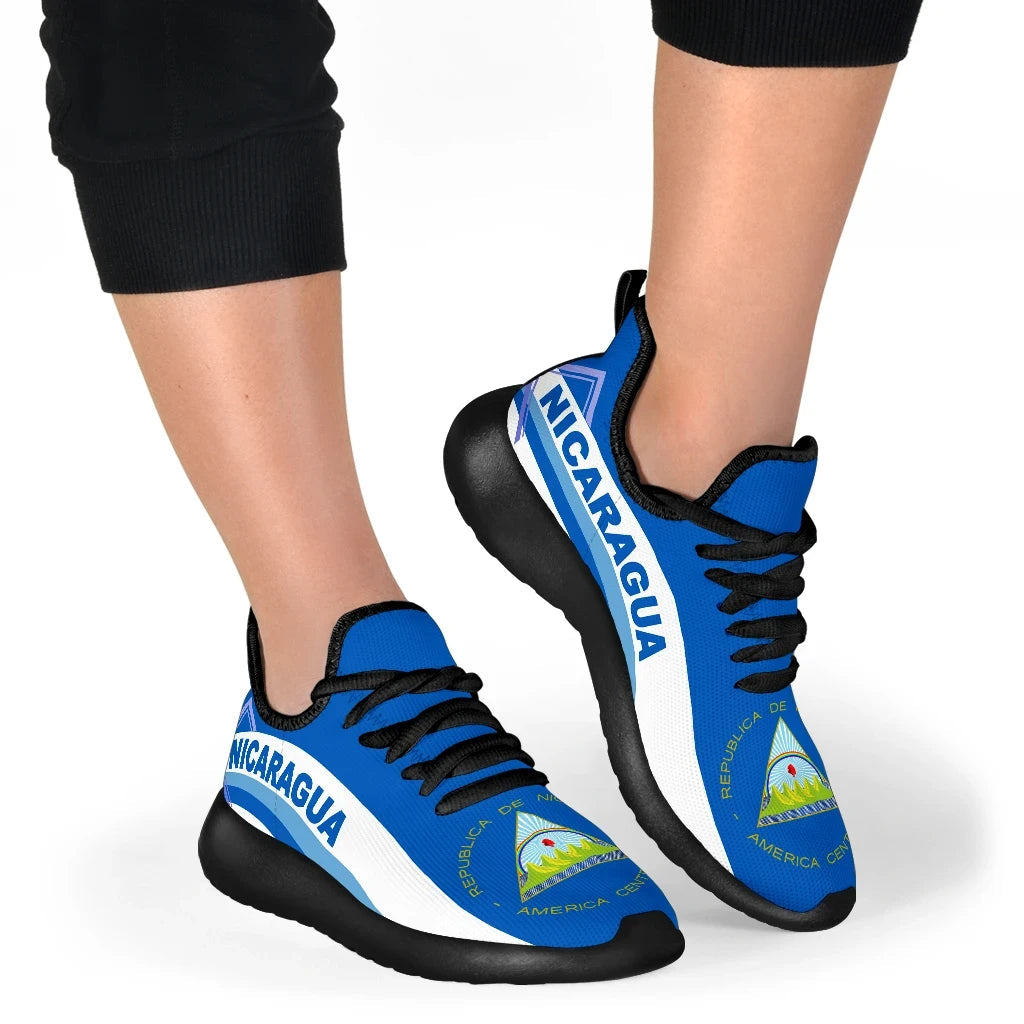 Nicaragua Coat Of Arms Mesh Knit Sneakers RLT8