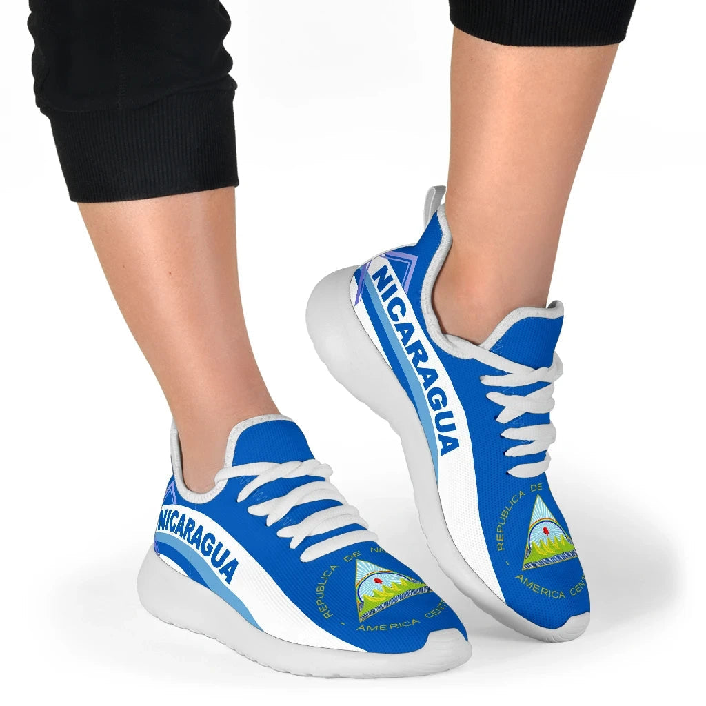 Nicaragua Coat Of Arms Mesh Knit Sneakers RLT8