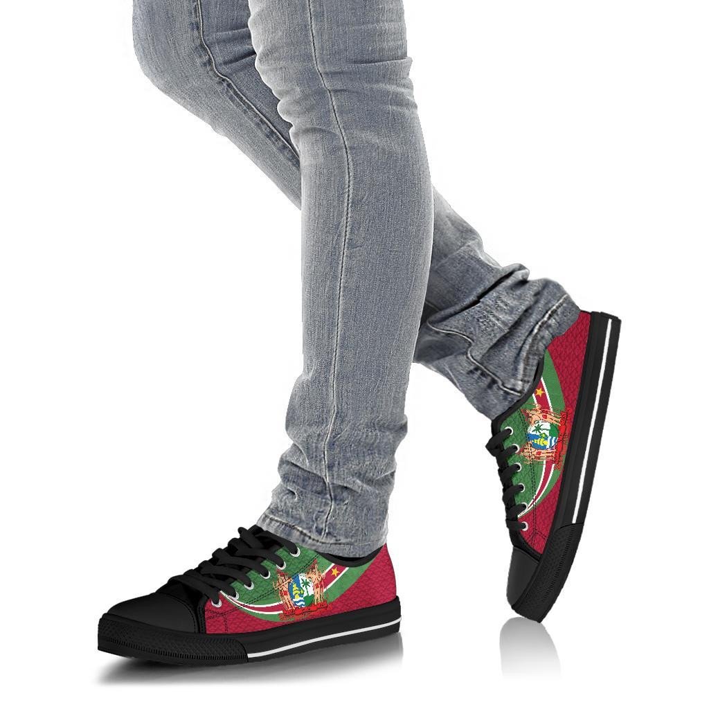 Suriname Low Top Shoes Top Shoes Suriname Coat Of Arms and Flag Color RLT7