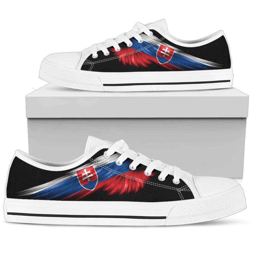 Slovakia Wing Low Top Shoes Women/Men RLT13