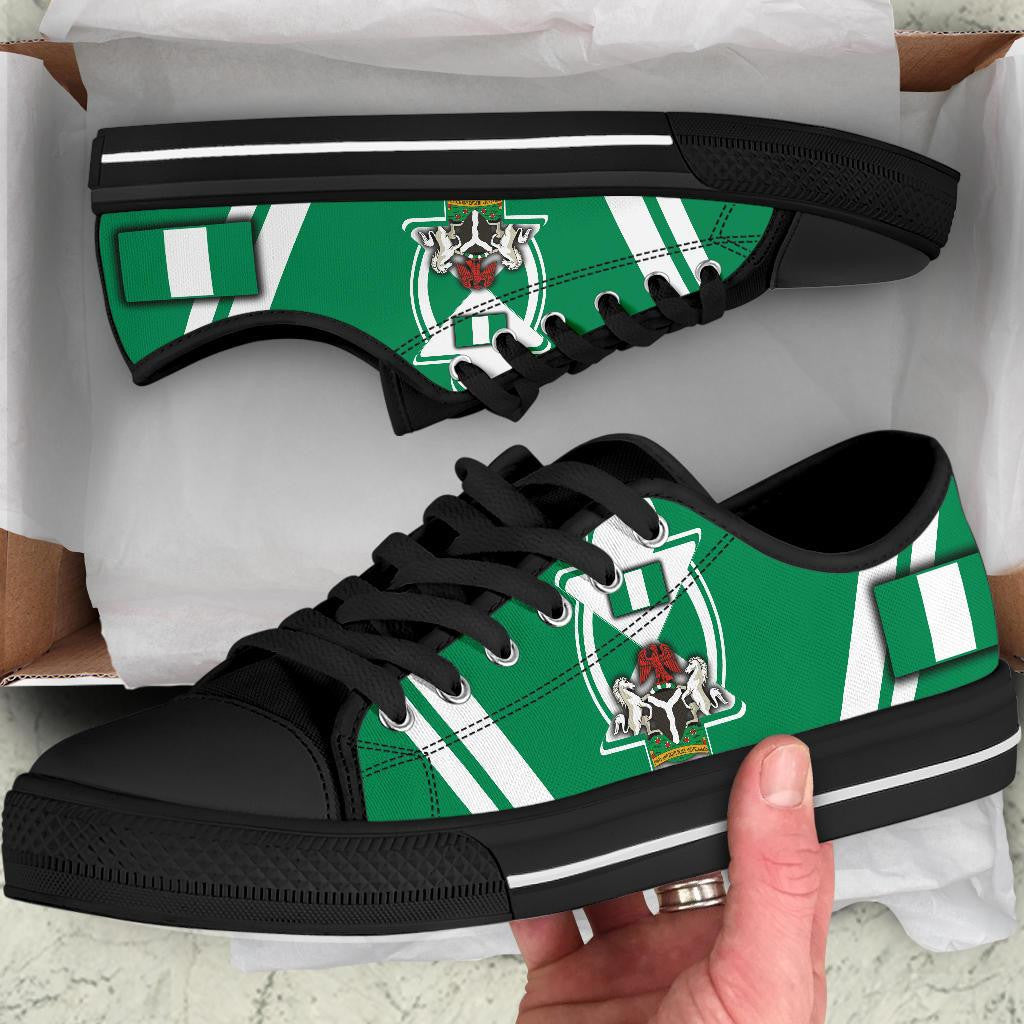 Nigeria Low Top Shoes Nigerian Flag and Coat Of Arms Boa Me Na Me Mmoa Wo RLT8