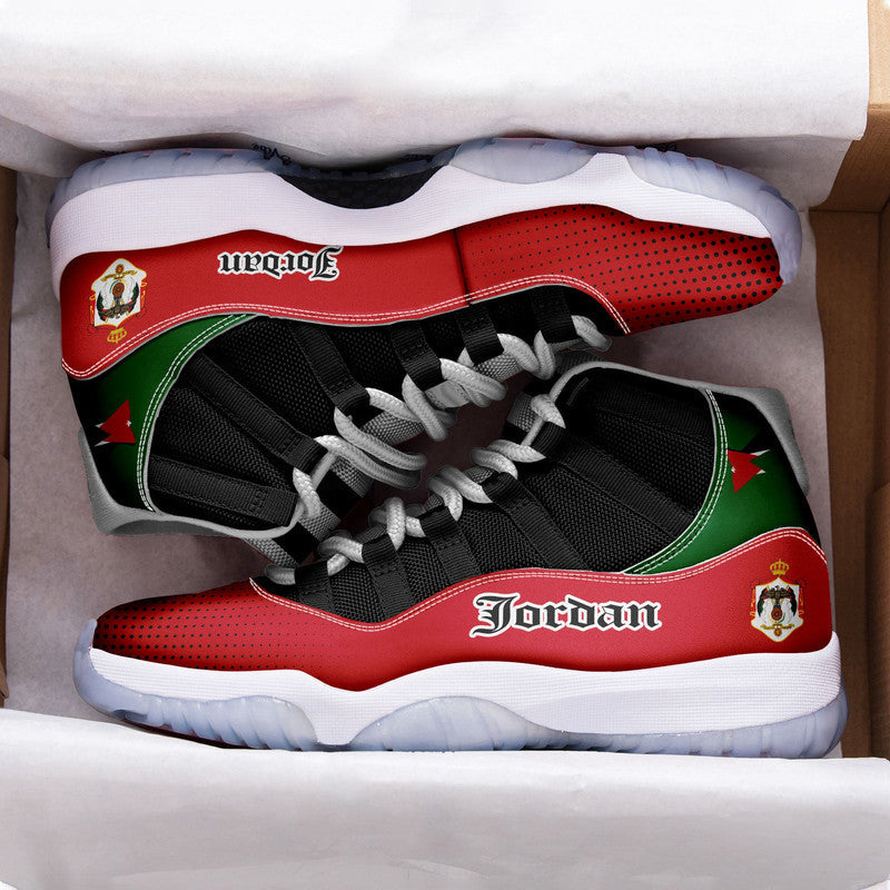 Footwear - Jordan Sneaker RLT8