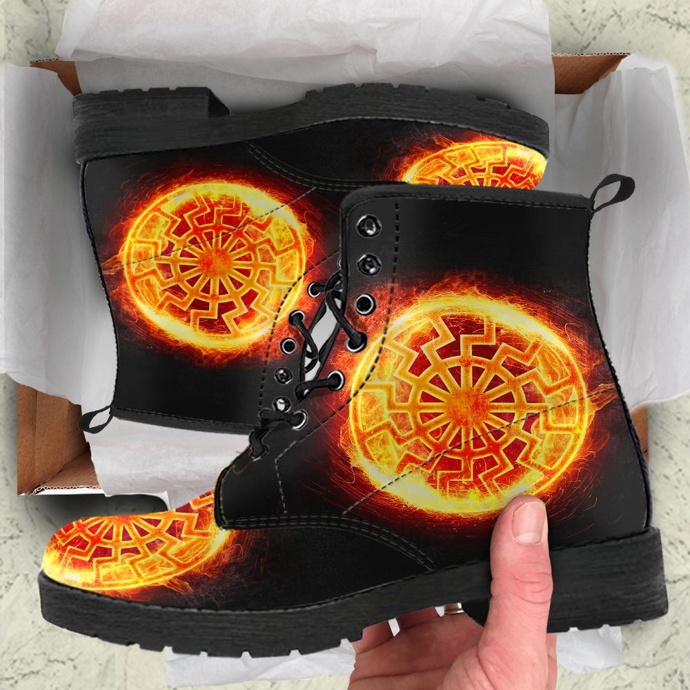 Viking Women's Leather Boots, Fire Vegvisir Symbol RLT12
