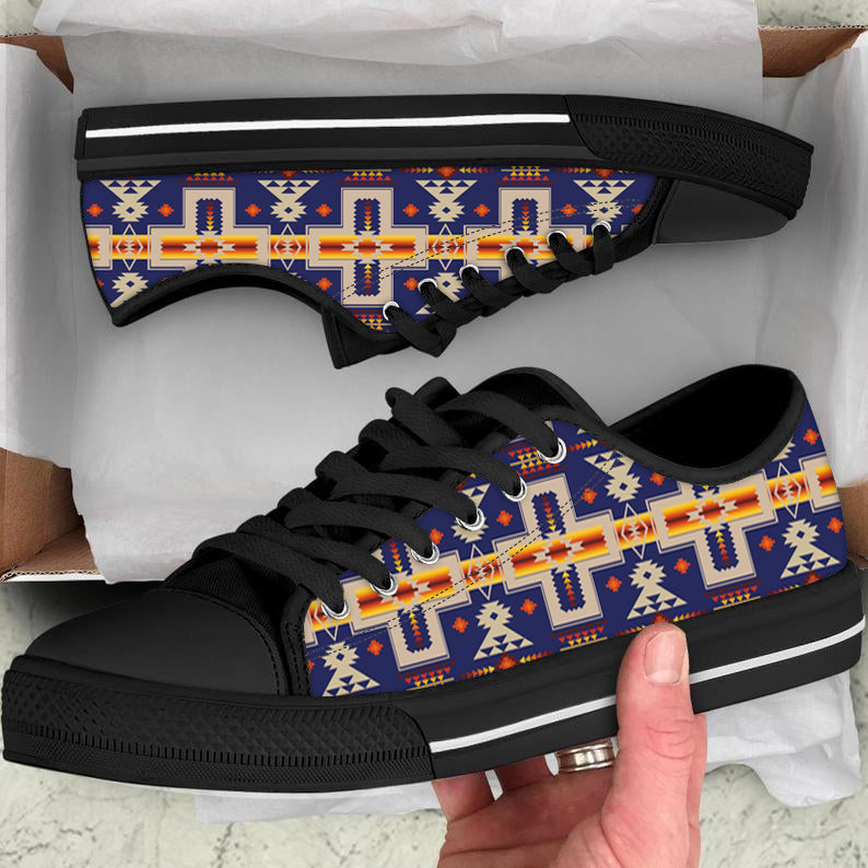 Navy Tribe Design Native American Low Top Canvas Shoes LT10