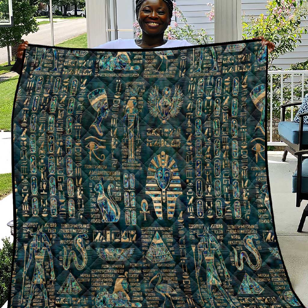 Egyptian Hieroglyphs And Deities Quilt DT02