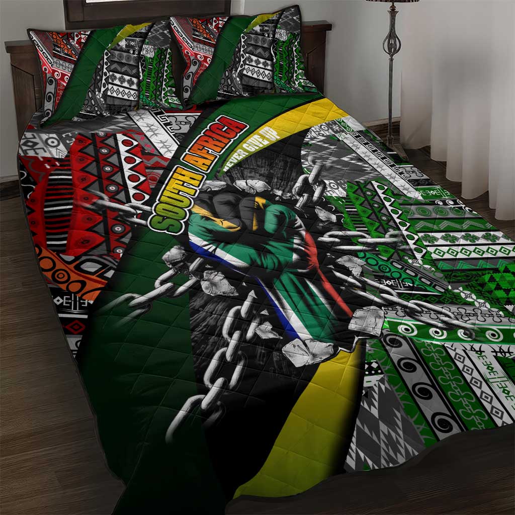 South Africa Fist of Freedom Quilt Bed Set Never Give Up DT02