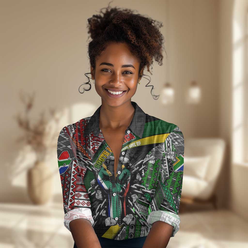 South Africa Fist of Freedom Women Casual Shirt Never Give Up DT02