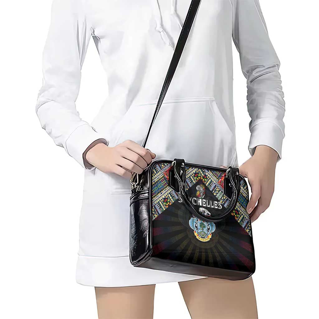 Seychelles Roots Shoulder Handbag African Map in Fingerprint and Tribal Colors DT02