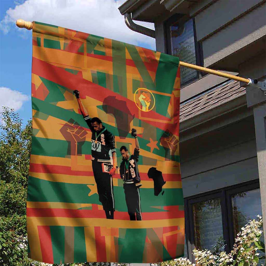 African American 1968 Garden Flag Black Power Fists of Freedom DT03
