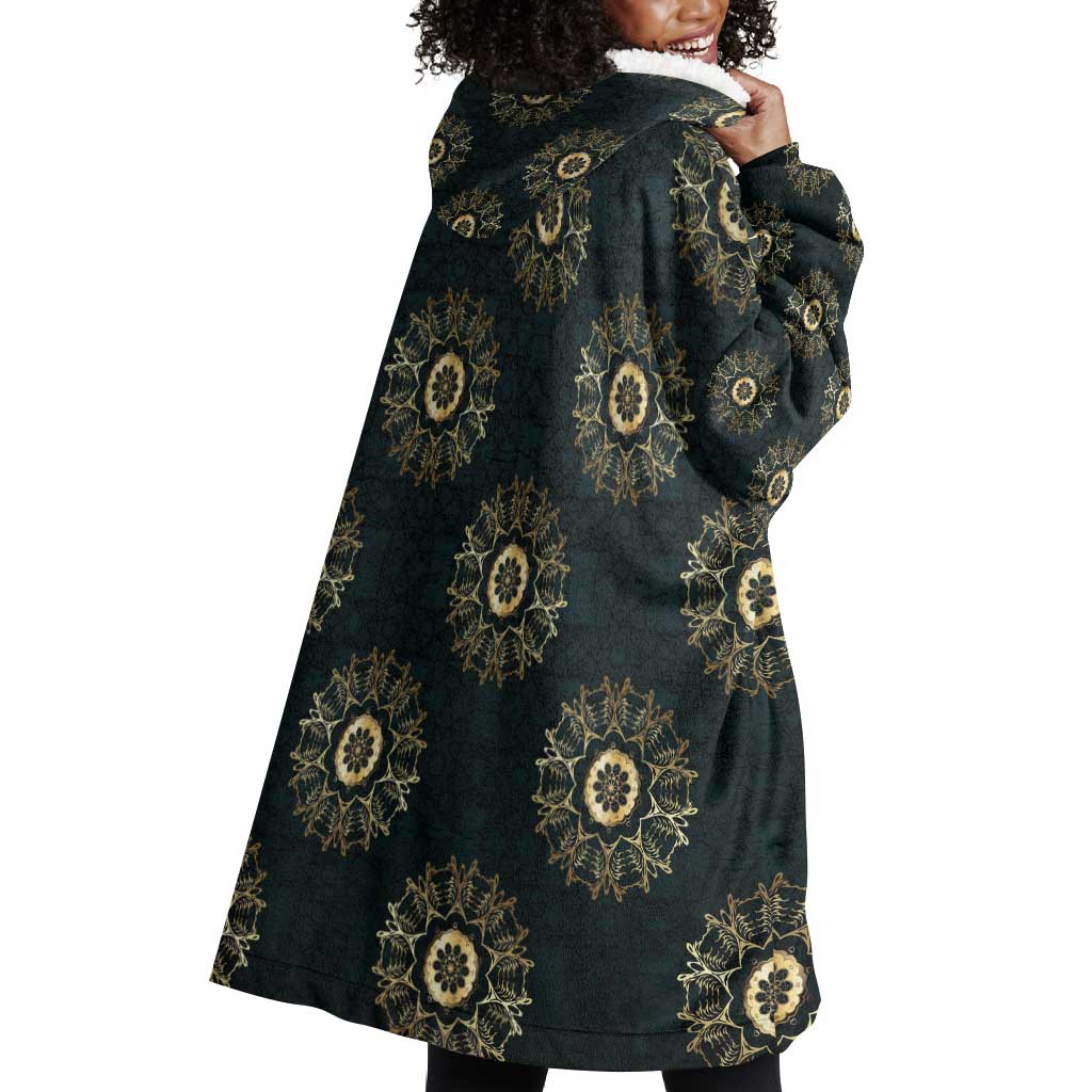 Personalized Afro Women Wearable Blanket Hoodie Powerful African Pattern DT03