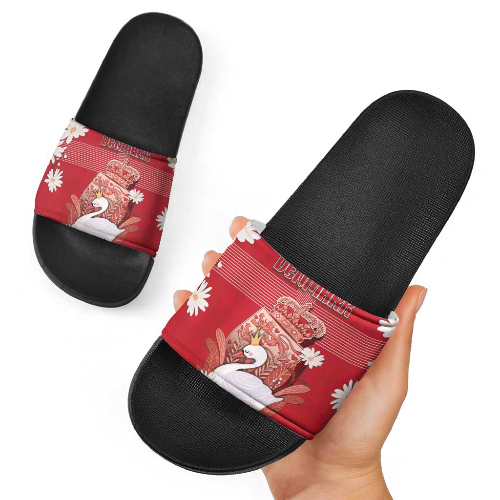 Denmark Slide Sandals Mute Swan With Symbol DT05