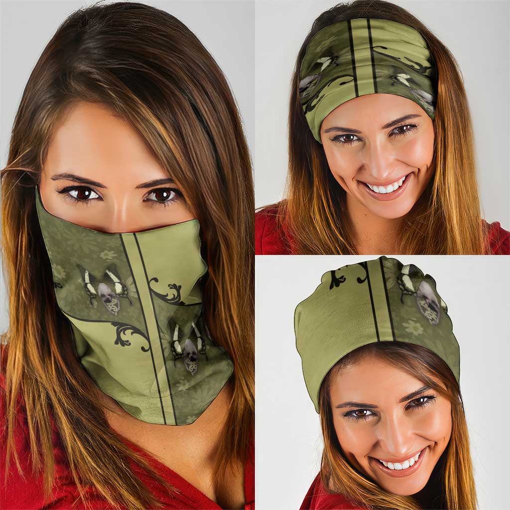 Western Gothic Yoke Neck Gaiter Retro Butterfly With Daisy Garden DT05