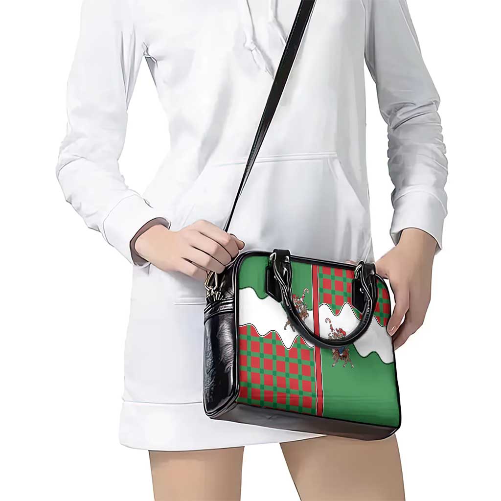 Western Yoke Shoulder Handbag Mrs Claus Cowgirl Style DT05