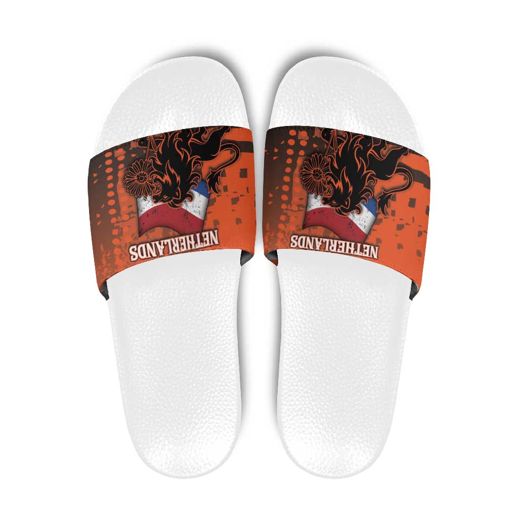Netherlands Slide Sandals Lion With Daisy Flower DT05