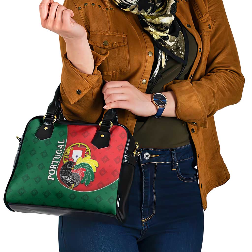 Portugal Shoulder Handbag Rooster With Coat Of Arms DT05