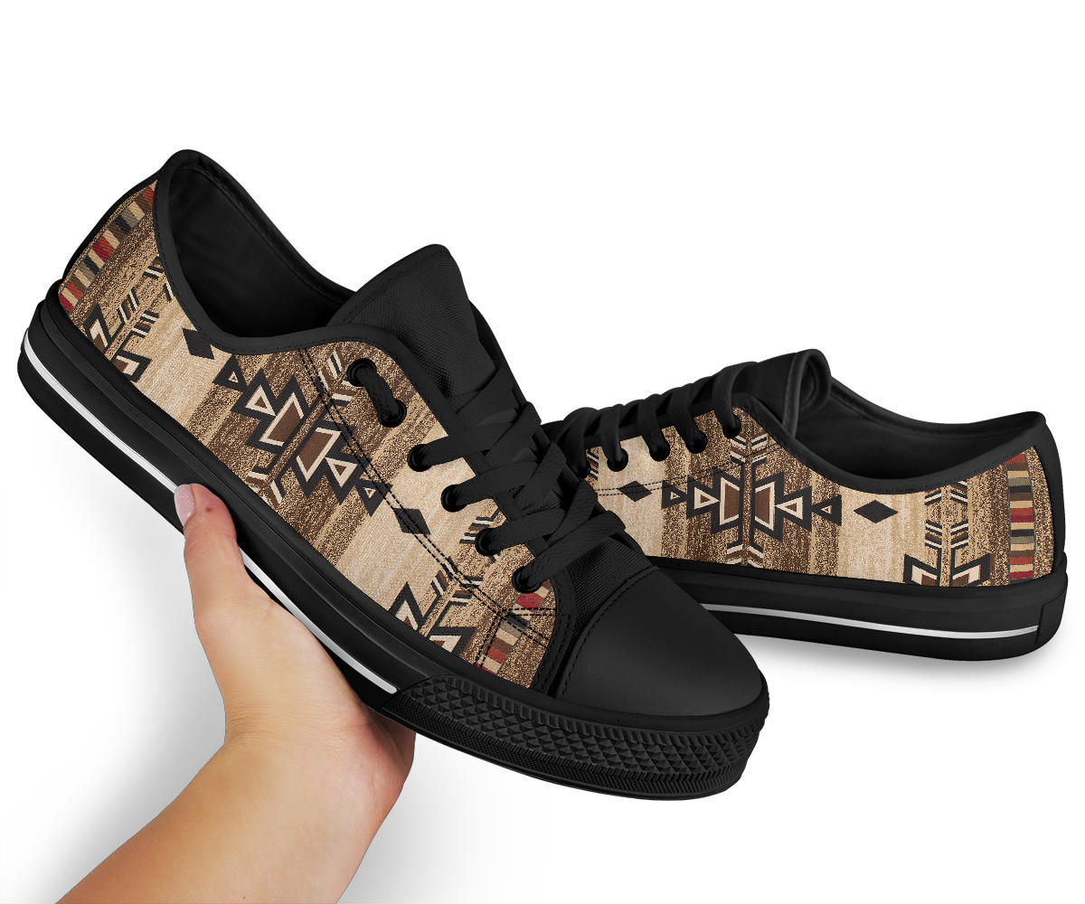 Brown Arrow Native American No Box Low Top Shoes LT10