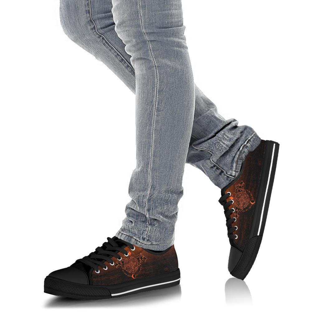 Viking Low Top Shoes, Skoll and Hati Orange RLT12