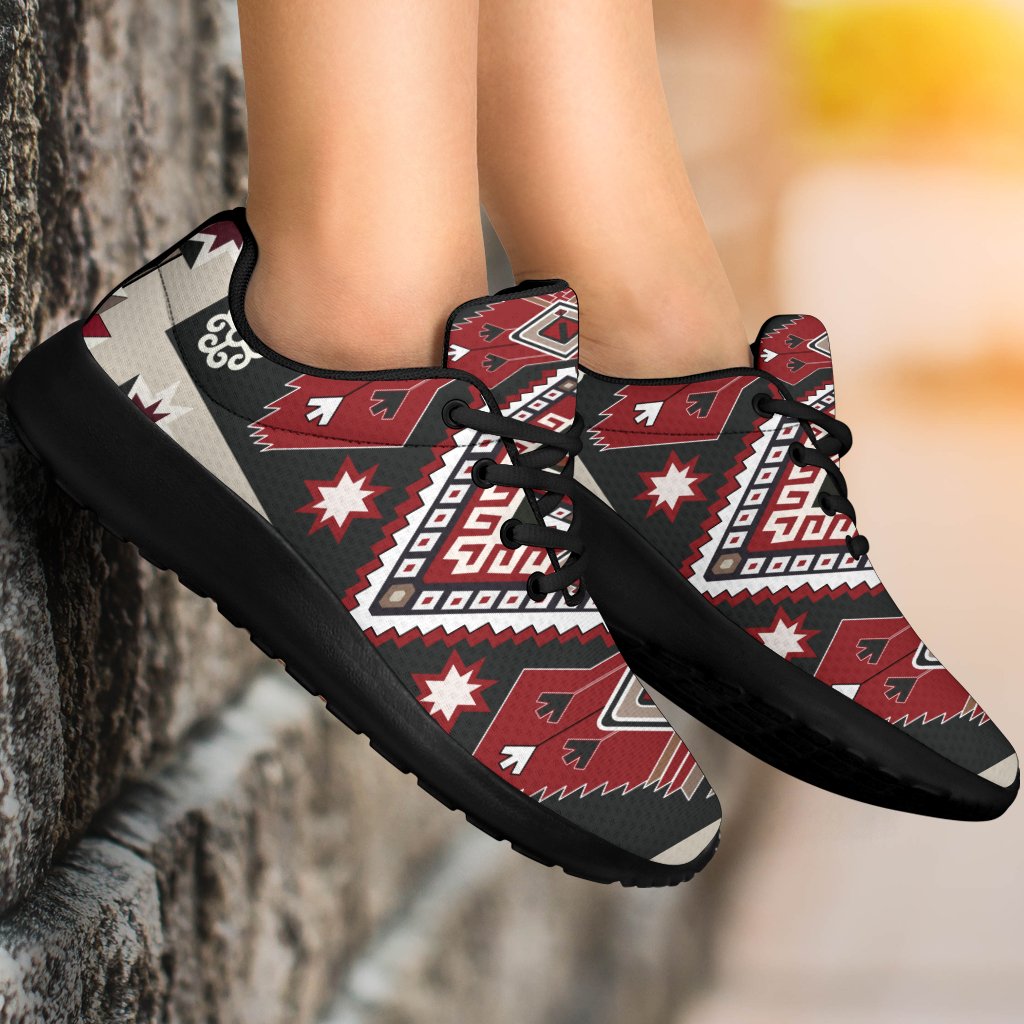 Ethnic Tribal Red Brown Pattern Native American Sport Sneakers LT10