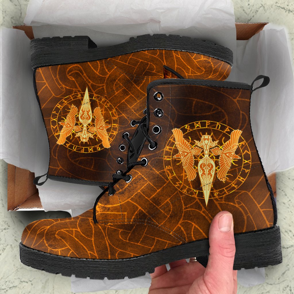 Viking Leather Boots Gold Spear Of The God Odin Gungnir and Two Gold Ravens RLT12