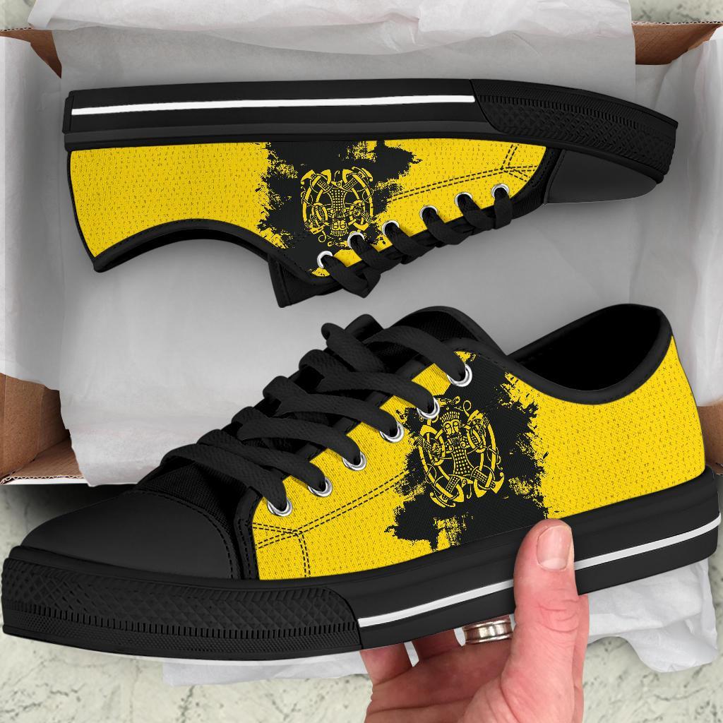 Viking Low Top Shoes, Loki Bound Triskele Rune Gold RLT12