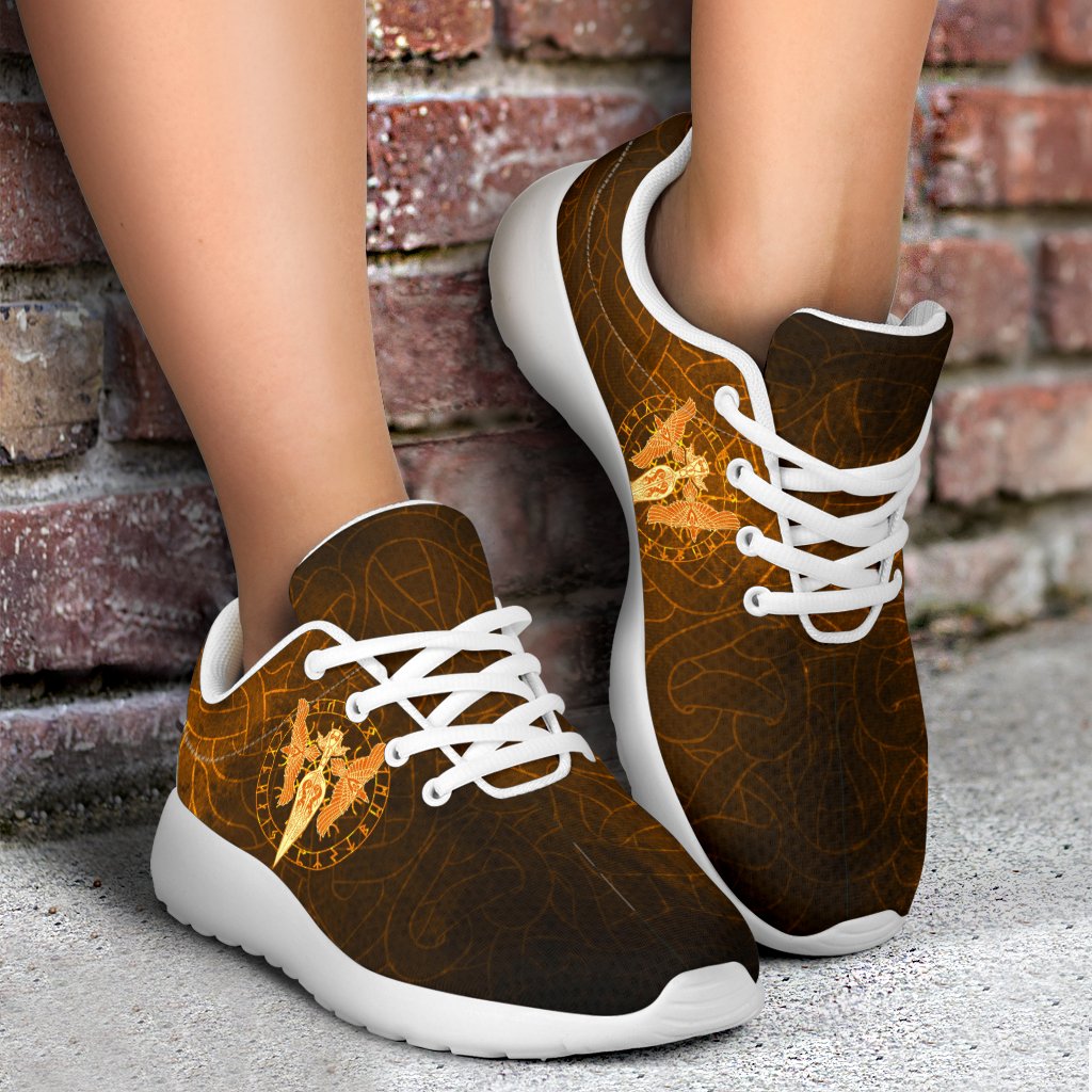 Viking Sport Sneakers Gold Spear Of The God Odin - Gungnir and Two Gold Ravens RLT12