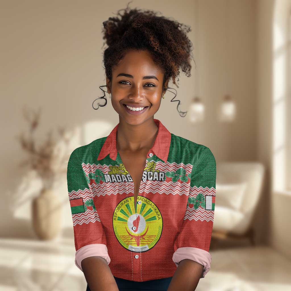 Personalized Madagascar Women Casual Shirt with Madagasikara Seal and Baobab African Pattern LT01