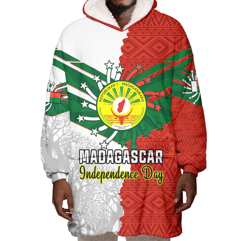 Personalized Madagascar Independence Day Wearable Blanket Hoodie - 26 June, Baobab Mix African Pattern LT01
