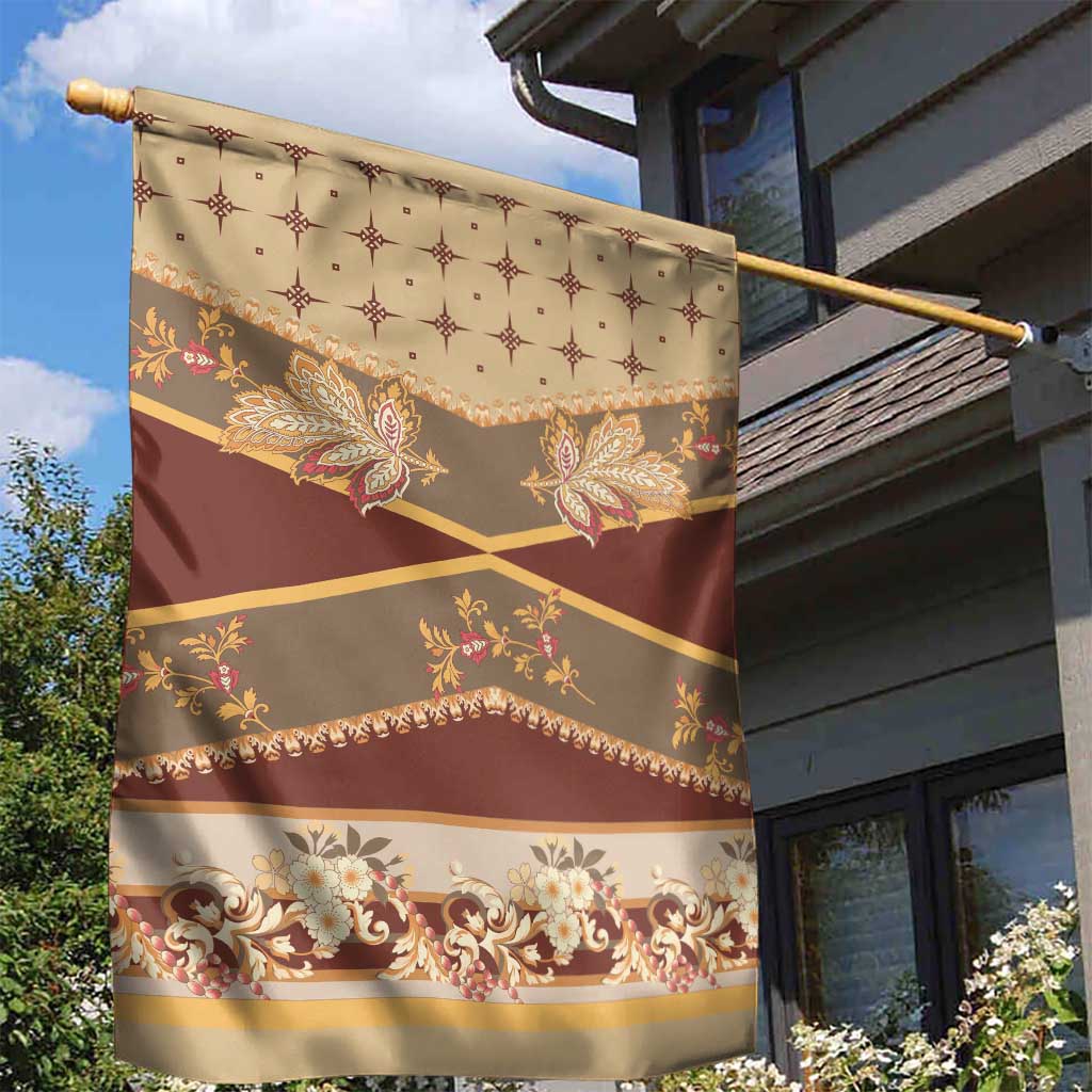 Mughal Empire Motif Unique Garden Flag LT01