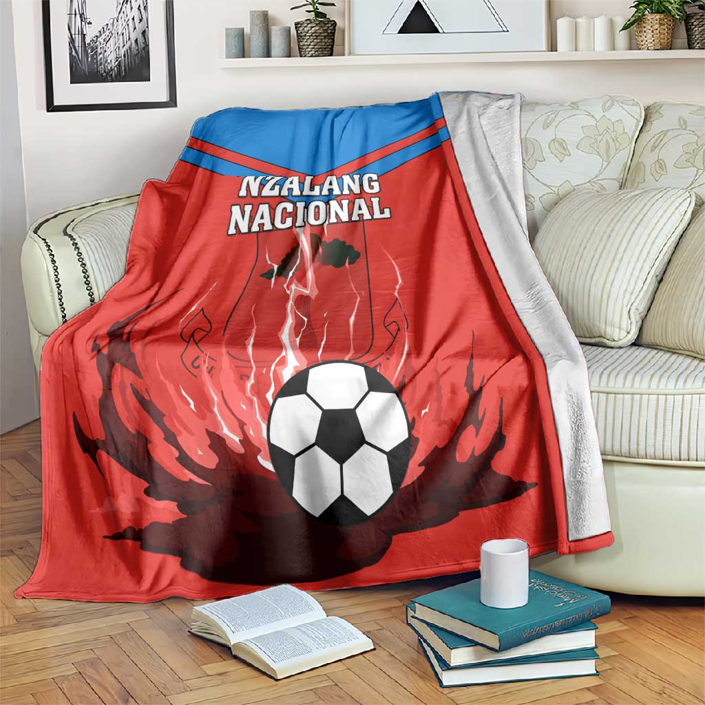 Support Nzalang Nacional - Equatorial Guinea Football Blanket LT01