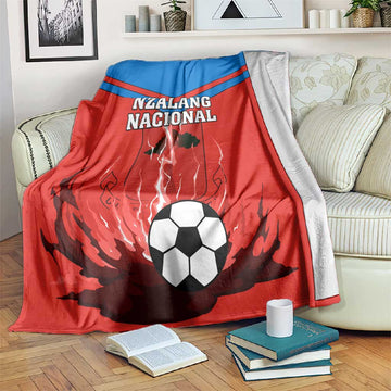 Support Nzalang Nacional - Equatorial Guinea Football Blanket LT01