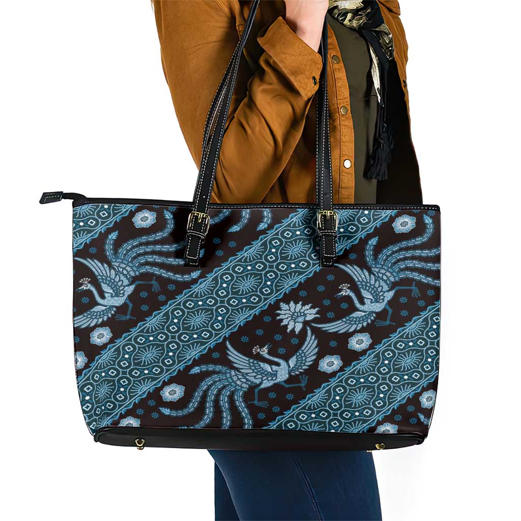 Indonesia Batik Pattern Leather Tote Bag Blue Version LT01