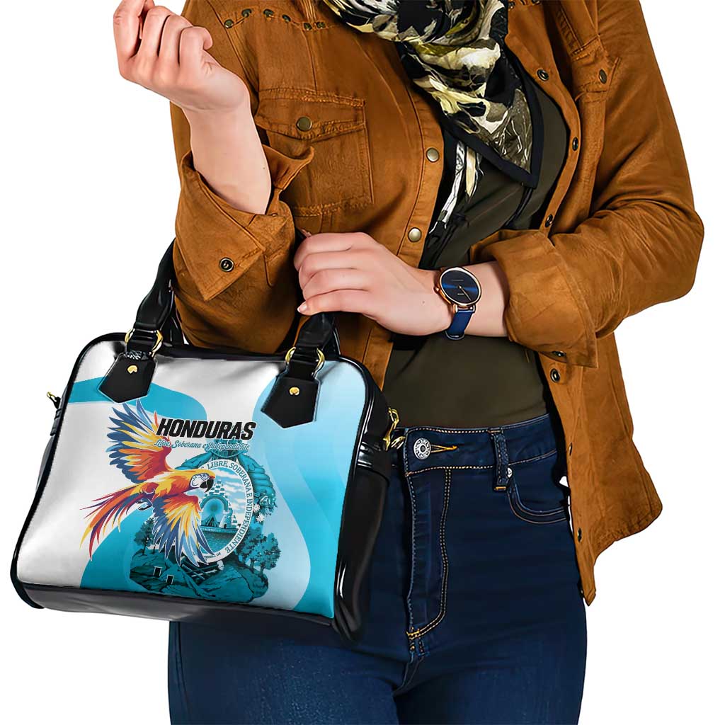 Honduras 1821 Shoulder Handbag Scarlet Macaw Sky Blue Color LT01