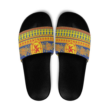 Scottish Christmas Slide Sandals Scotland Thistle and Celtic Knot Yellow-Red Color LT03