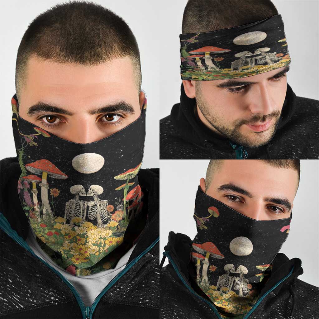 Skeleton Lovers Neck Gaiter Hippie Gothic Aesthetic LT05