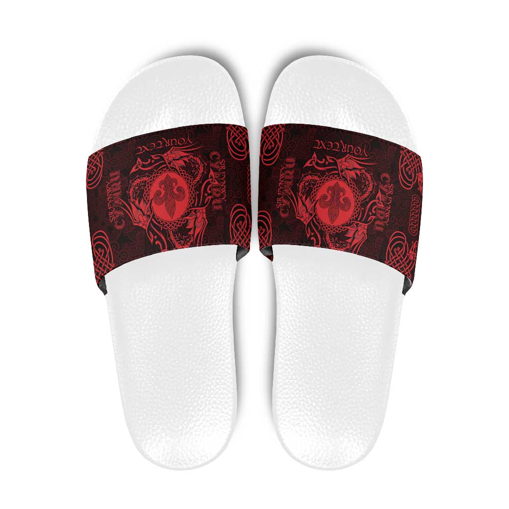 Personalized Monmouthshire Sir Fynwy Slide Sandals Red Fleur-de-lis Celtic-inspired LT9