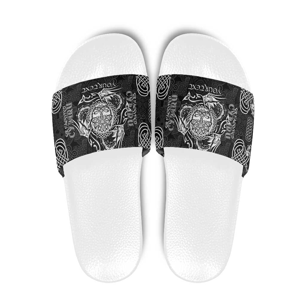 Personalized Radnorshire Sir Faesyfed Slide Sandals Black Oak Tree Of Life Celtic-inspired LT9