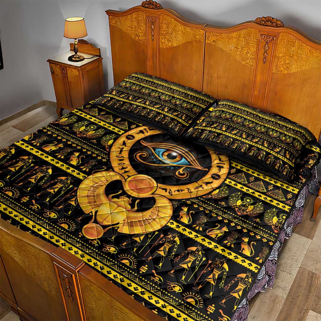 Egyptian God of The Sun Eye of Ra Quilt Bed Set LT9