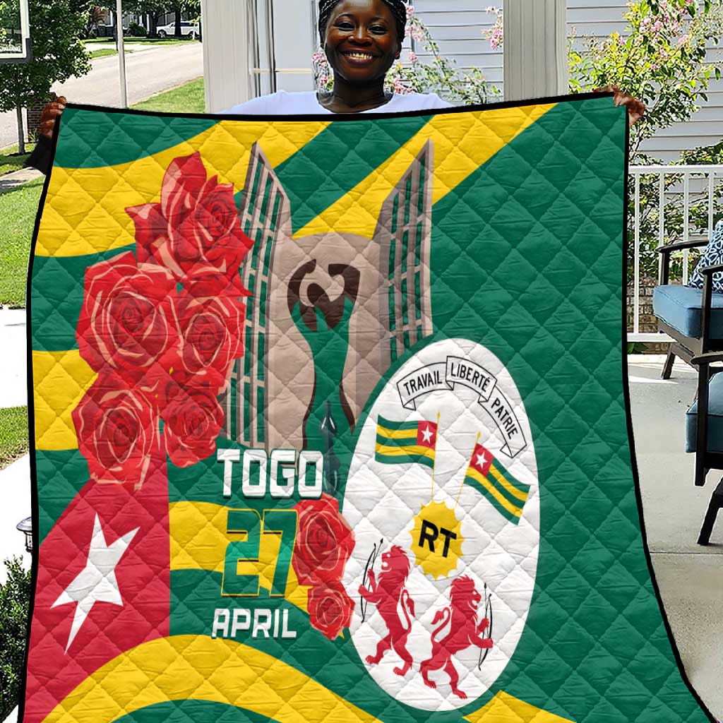 Republique Togolaise Monument de l'Independance Quilt African Pinkish Rose Coat Of Arms LT14