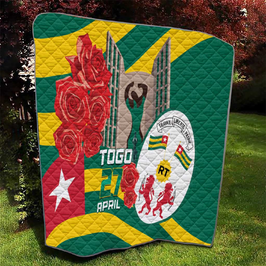 Republique Togolaise Monument de l'Independance Quilt African Pinkish Rose Coat Of Arms LT14