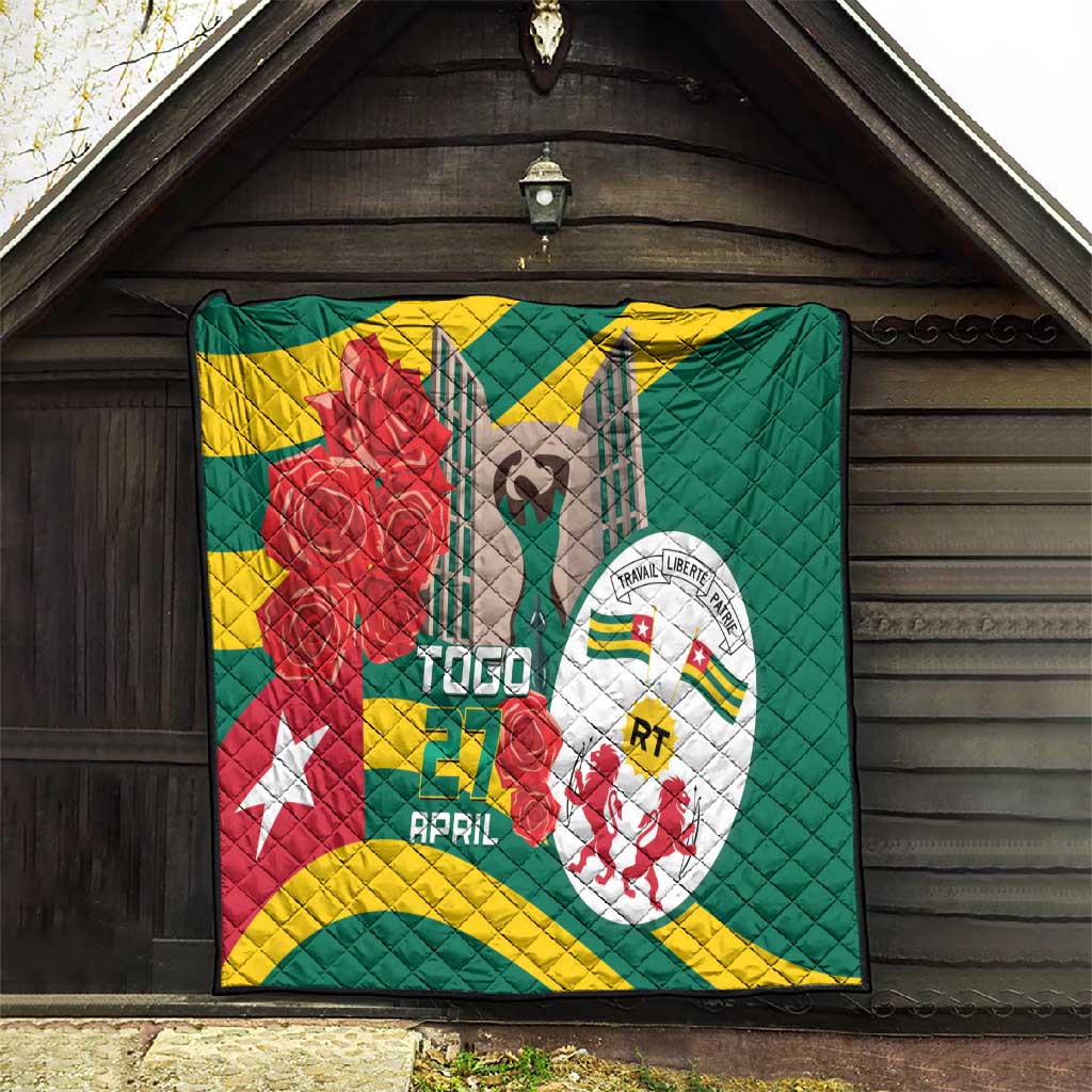 Republique Togolaise Monument de l'Independance Quilt African Pinkish Rose Coat Of Arms LT14