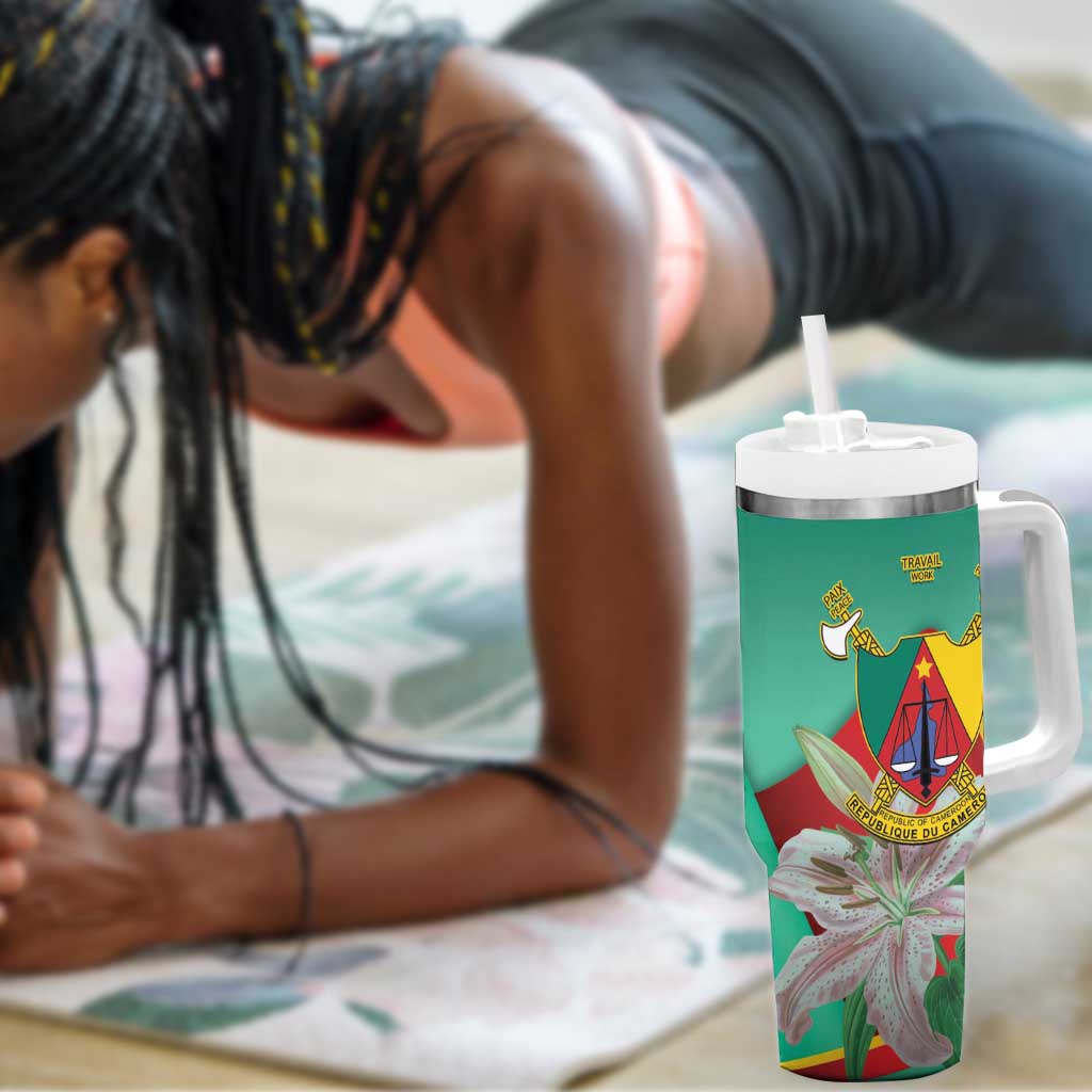 Monument de la Reunification Cameroun Tumbler With Handle Coat Of Arms With Lily Flowers LT14