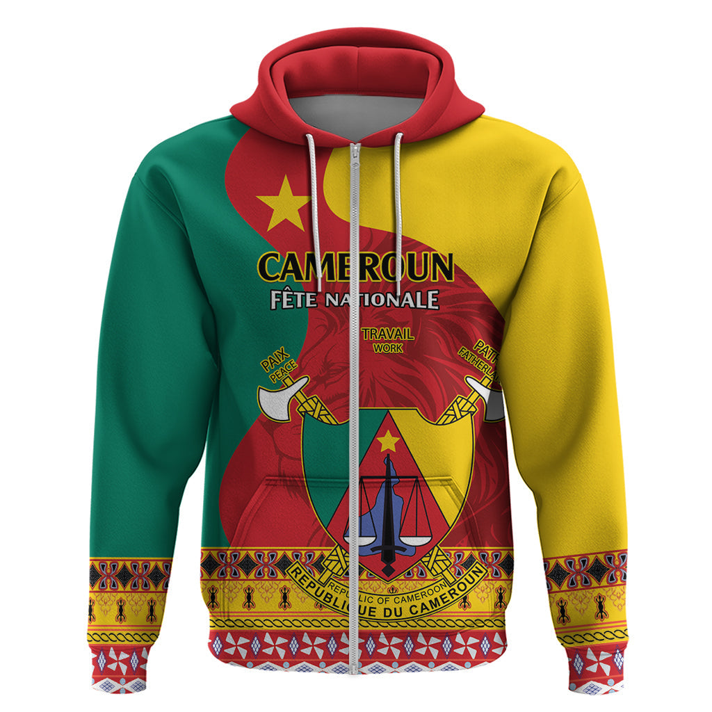 Personalised Cameroon National Day Hoodie Cameroun Coat Of Arms With Atoghu Pattern LT14