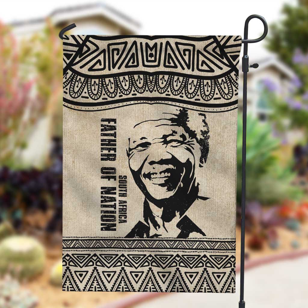 South Africa Nelson Mandela - Father Of Nation Garden Flag Vintage African Pattern LT14