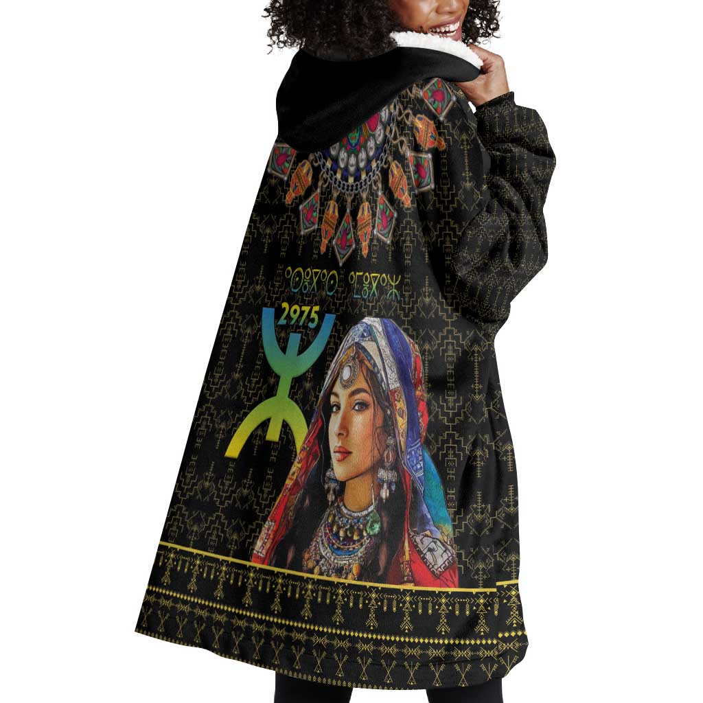 Assegwas Ameggaz Yennayer Wearable Blanket Hoodie Women Amazigh - Berber Pattern LT15