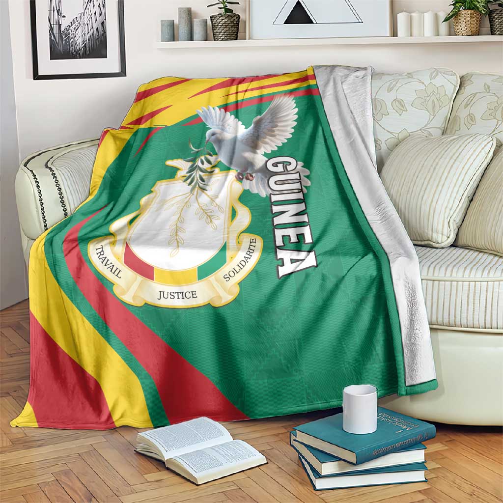 Guinea Blanket Coat Of Arms With Pigeon - Kente Pattern LT15