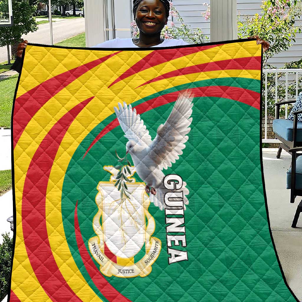 Guinea Quilt Coat Of Arms With Pigeon - Kente Pattern LT15